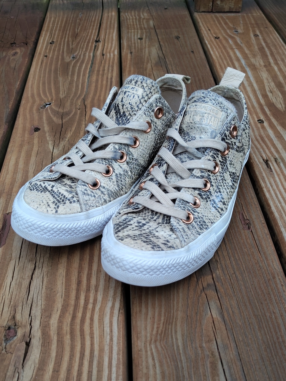 Converse Chuck All Star Lift Clean Low Faux Snakeskin Sneakers Womens US Size 7